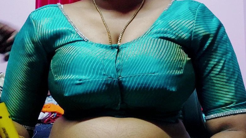 Desi Mohini: Tante alleen seksavonden