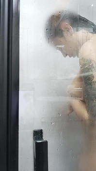 该洗个热水澡了