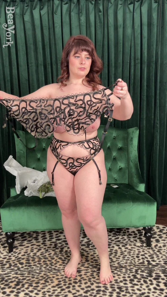 Bea York: Studio Pia spodní prádlo Vyzkoušejte na videu