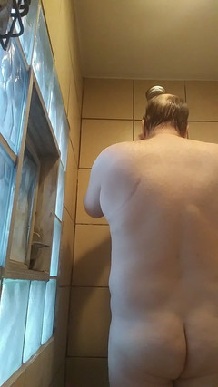 Johnny Red: Hladila jsem mého ptáka ve sprše
