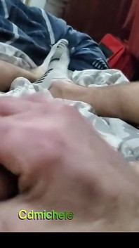 Cdmichelle má fantazii O jiném muži stříká v manželčině kundičce