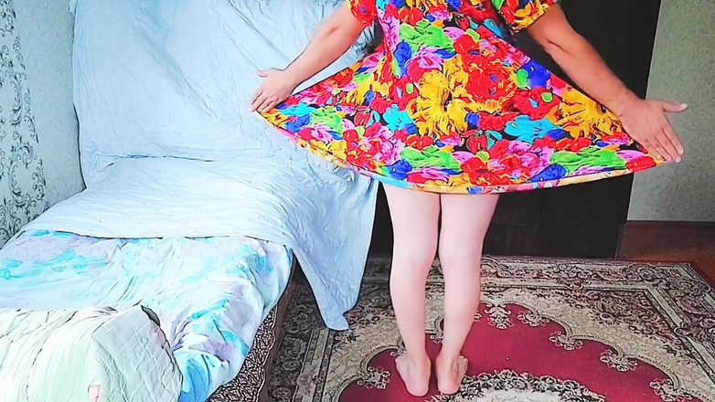 Kitty_Cross: 湿润的嘴唇和邪恶的臀部