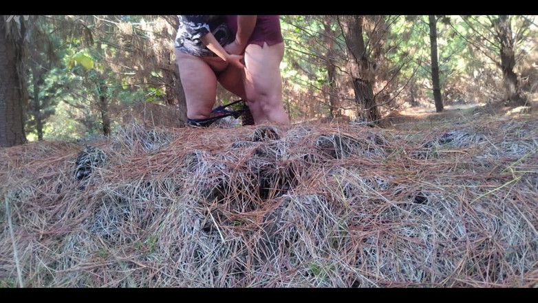 BBW Kelly Mom: Een mooie bbw neuken met een enorme kont in het...