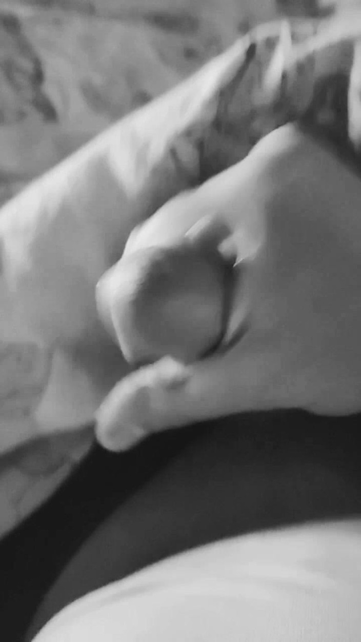 BB inneuhier: Mă uit la pornografie, mă excit