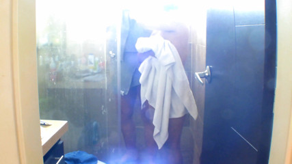 ADAMANDEVE: Surprising my neighbor in the shower with Garabas and Olpr