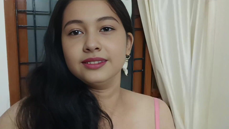 Apple Porn: First Time Hot Indian Celebrity Fucking Her Car Driver