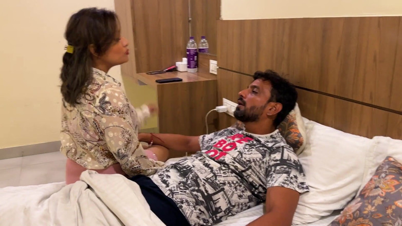 Next short: Schöne indische bhabhi fickt morgens mit ihrem ehemann, sehr hartes...