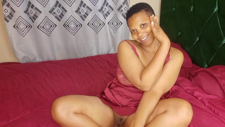 Jocci lena: Mauritian Gurl with Big Pussy Full of Water