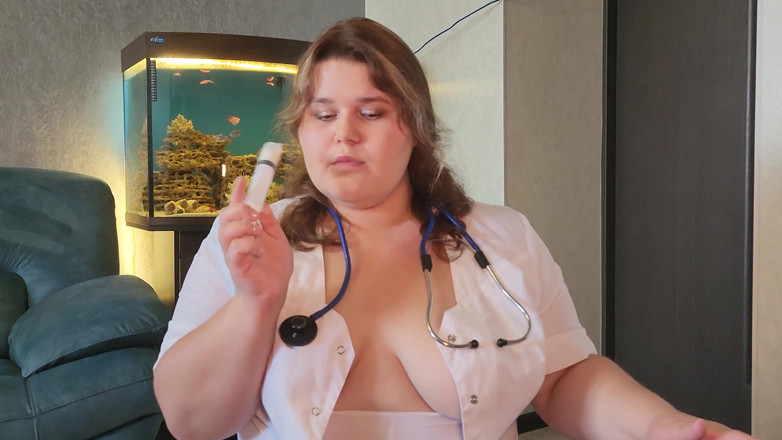 Peach Desert: Mollige krankenschwester mit dicken möpsen liebt es, sperma des patienten...