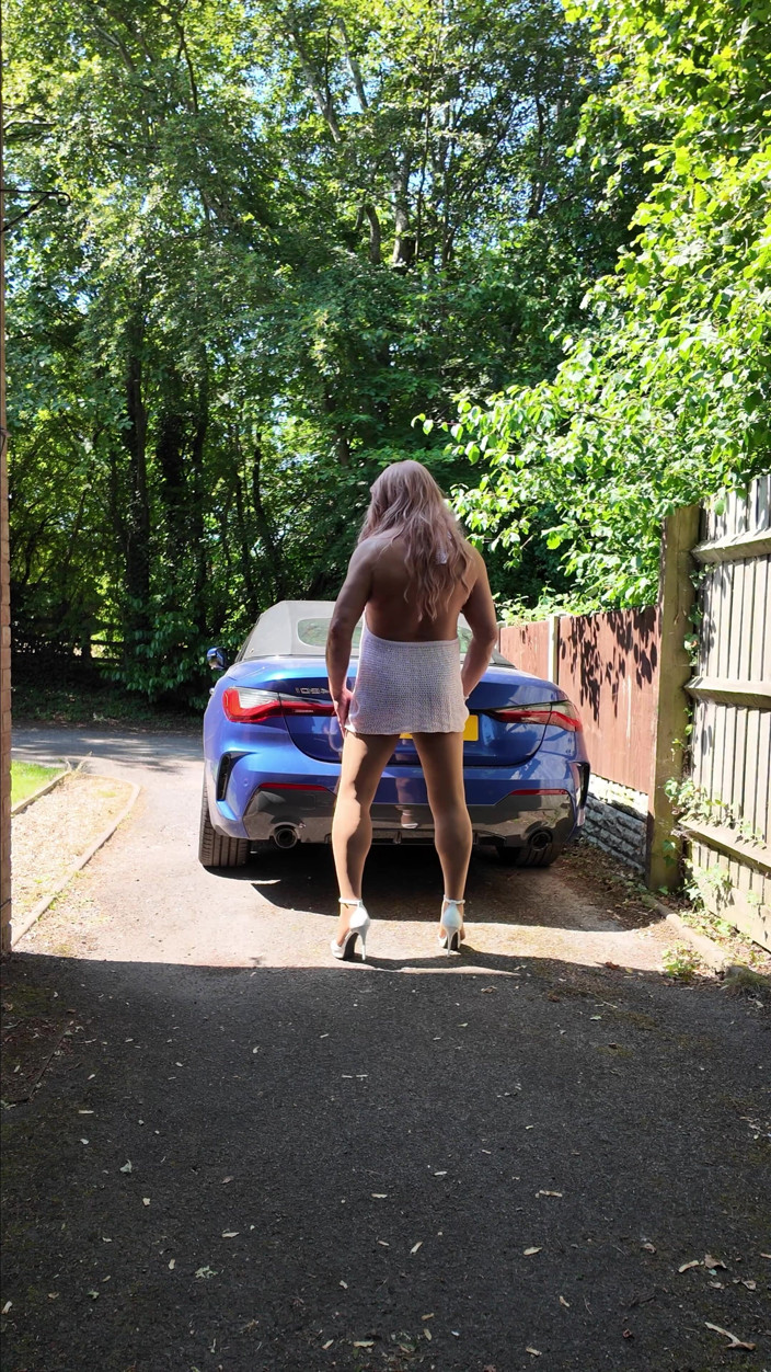 Kellycd2022: Sexy Crossdresser Kellycd2022 Jsem Moje růžové šaty a Tan Hladké punčocháče
