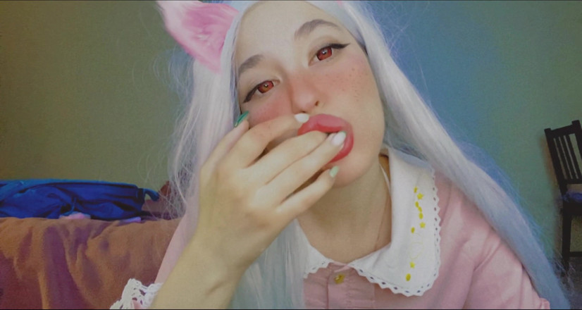 Bambietta Valentain: Hot anime girl sucking her beautiful fingers
