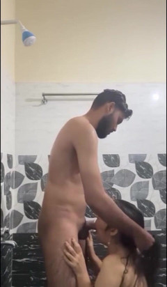 Akashamunir: La mia calda ragazza indiana scopa per la prima volta...