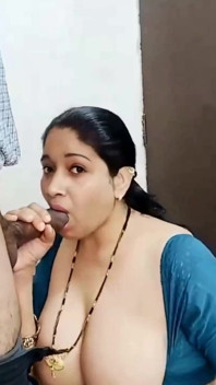 Kakak ipar india dengan besar rela dientot sama bapak kos demi hutang