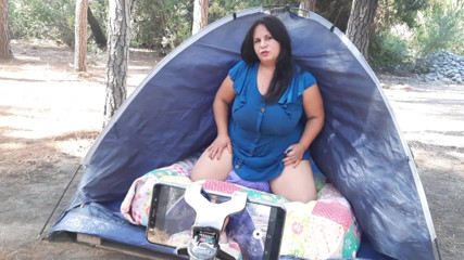 Riderqueen: Ibu tiri menyembah pantat di luar hutan