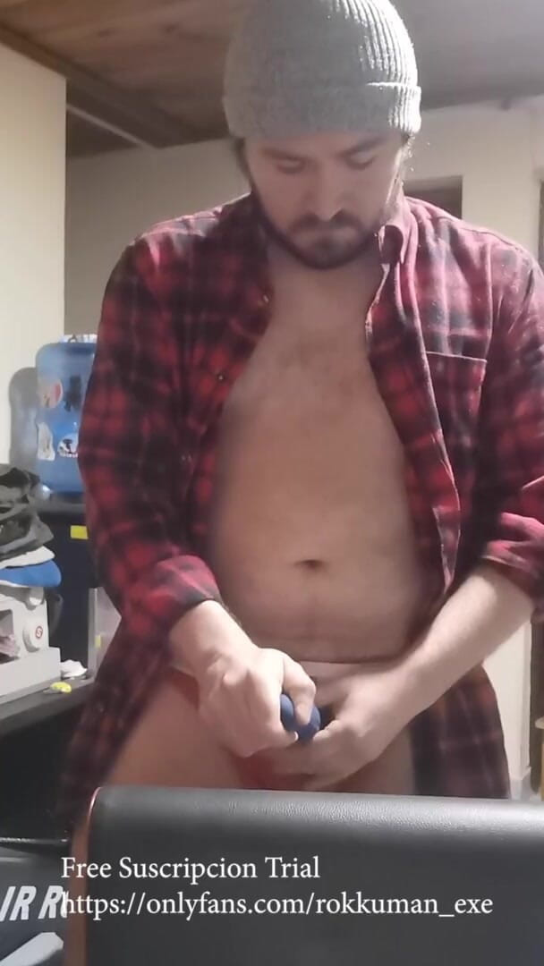 Rokkuman: Putain de flashlight, bite en solo, éjaculation, branlette