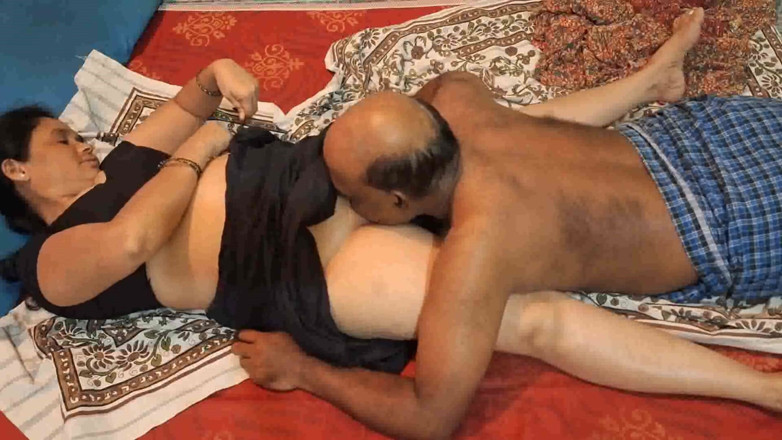 Sexy sindu: Sydindiska sexigaste Bhabhi-porrsex