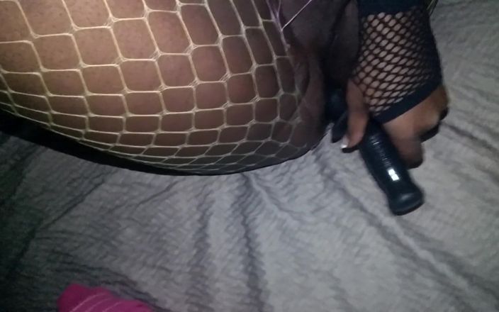 Kyla Throatz: Kyla throatz prende il manhandler