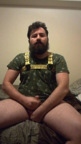 Rokkuman: 28 latin Şilili mastürbasyon yapıyor