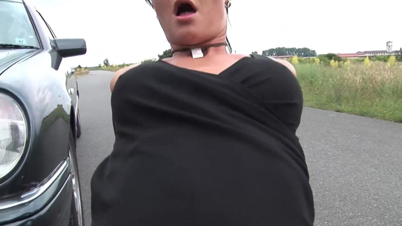 German amateur - 100% German hardcore videos: สาวผมน้ำตาลถูกอุ้มขึ้นเย็ด