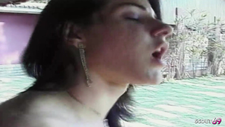 Shemale TS Collection: Het tranny knullad analt utomhus i en trekant med stora...