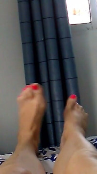 Hello vidéo pour mes amants matures jambes et pieds