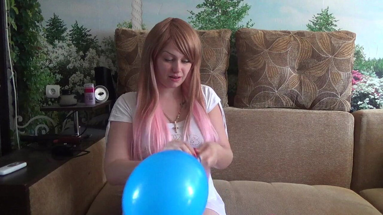 Goddess Misha Goldy: Aku lagi asik 10 balon warna!