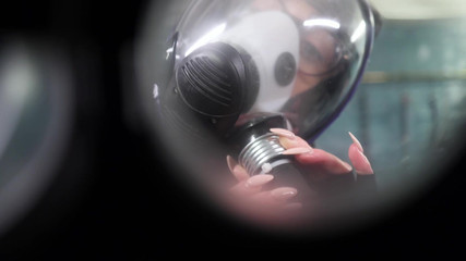 Countess diamond: 방독면 호흡 플레이 - 완전한 펨돔 제어