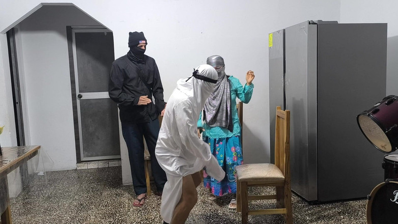 NEGRITA SEXY: Mục sư cho chúng tôi phước lành của anh ấy và...