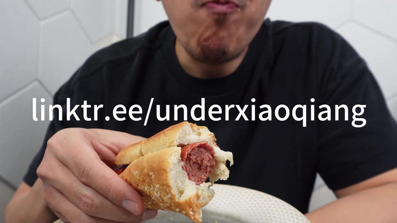 UnderXiaoQiang: Sperma gefüllter hotdog asmr essen