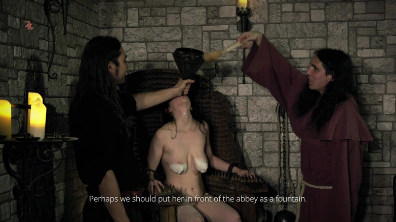 Inquisition and prison world: Mooing witch - сидячи на кріслі тернистої відьми Джудіт, її рот вимивають, а до її вим'я ставляться строго