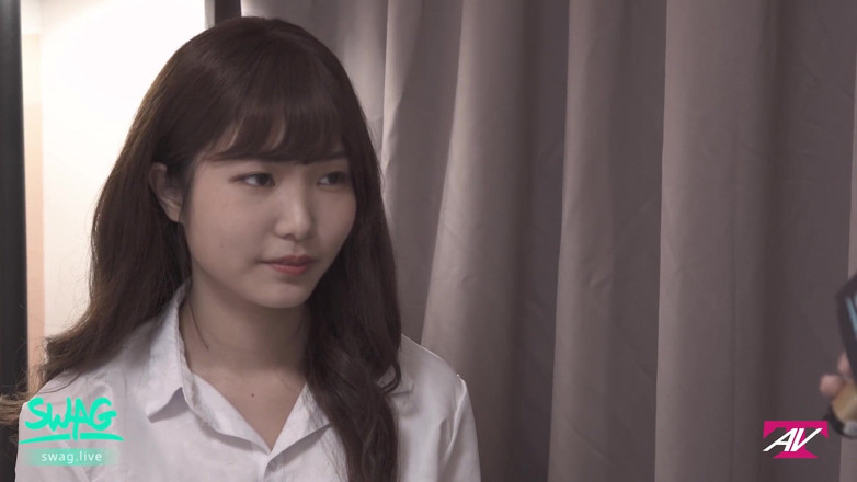 SWAG.live: 台湾ハンターが路上で女の子をナンパし、激しくファックする