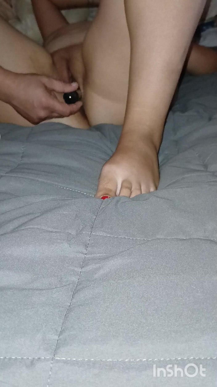 Manuela: Onani och knulla fru