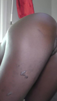 Elle adore la levrette et le creampie naturel avec ma grosse bite