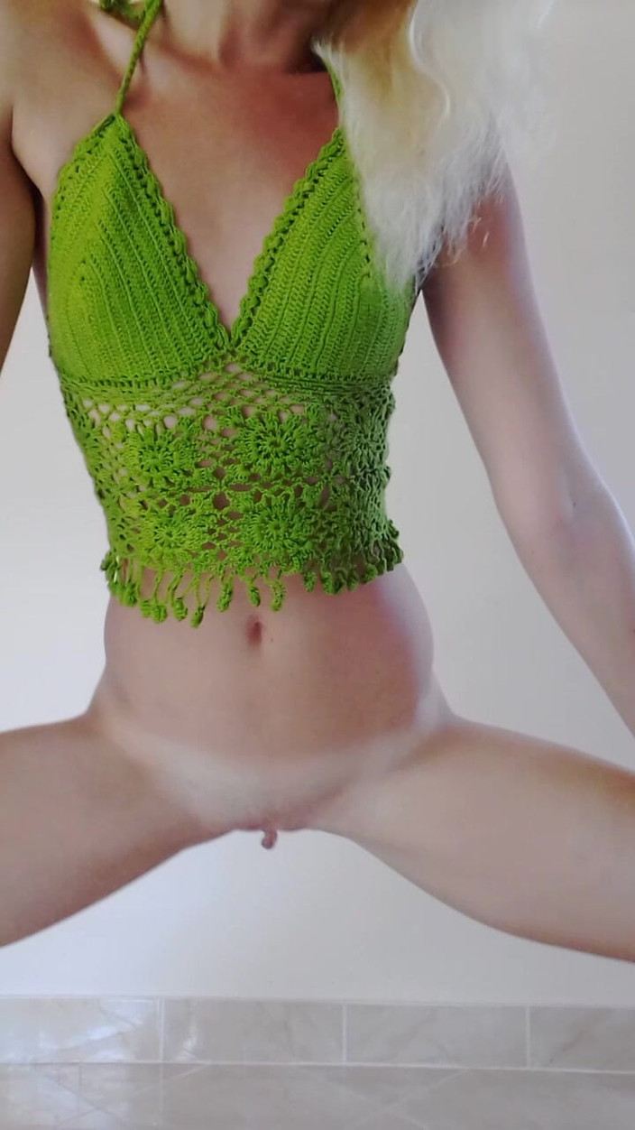 MissAnja_FH: Instrucțiuni de masturbare sexy și incitantă