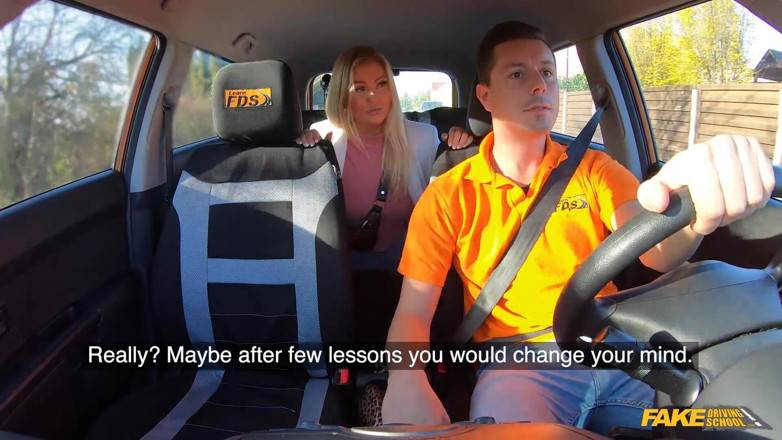 Fake Driving School: Entot aku dan aku akan jadi taksimu