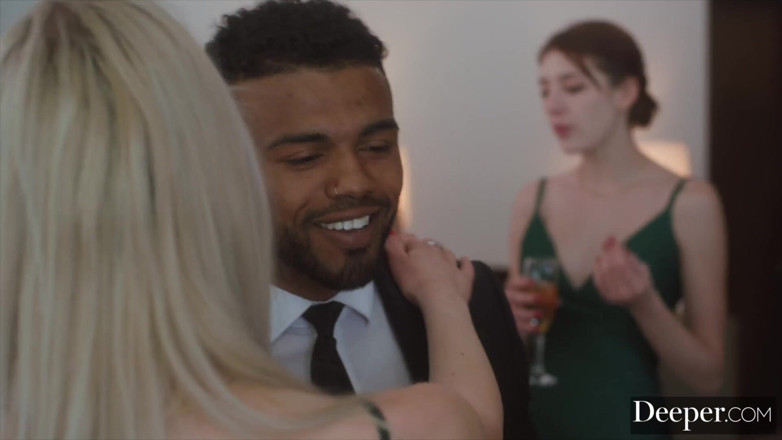 Deeper: Profundo. Domme Avery detém a chave do prazer de seu...