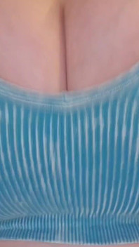 Goon to Stepmommy's Cleavage