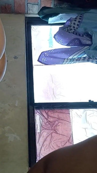 Cuma jangan nge-upload video ini ke internet suamiku bisa liat aku