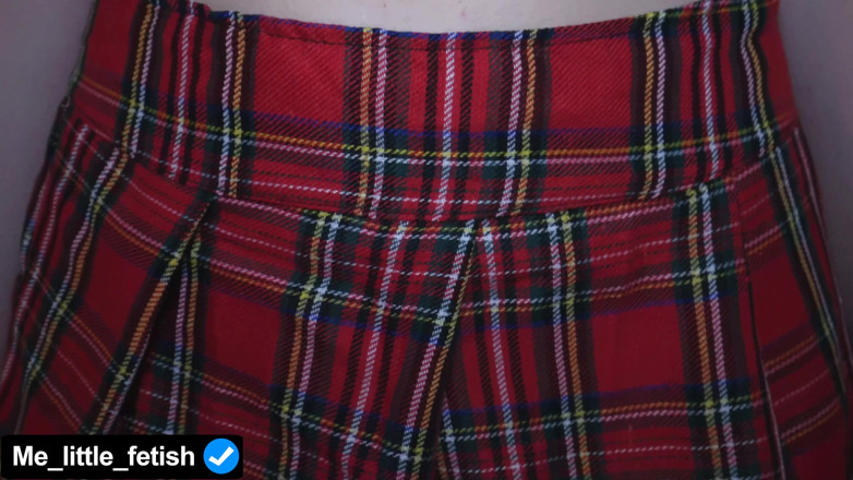 Me_little_fetish: Adik tiri kehilangan hujah, jadi dia pergi ke kolej tanpa...