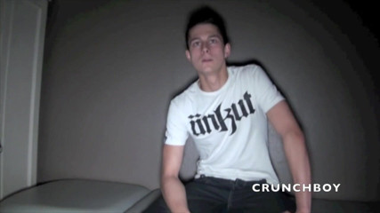 Crunch Boy: असली सीधा फ्रेंच अपने समलैंगिक दोस्त को चोद रहा है