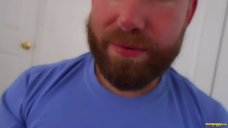 Man Puppy: 舞台裏のフェラチオ