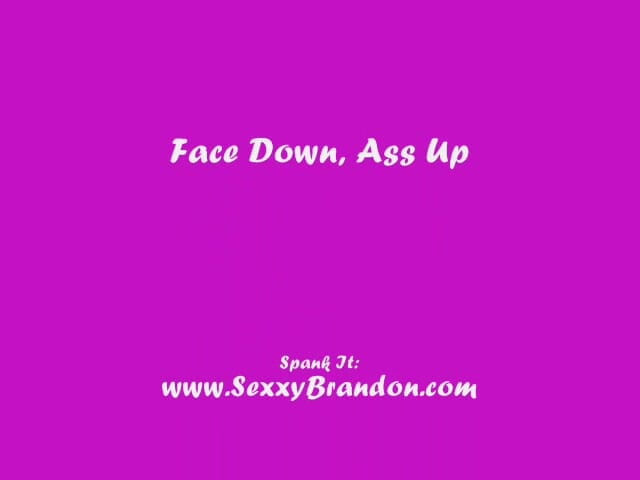 Sexxy Brandon: Sexxy brandon: Gesicht nach unten, arsch nach oben