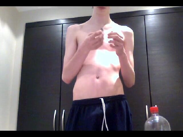 ElementX1018: Gammal Coca-cola och Mentos Bloat, 2012