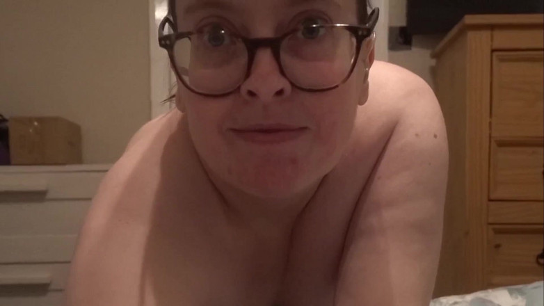 Littlevixen: Сексуальна секретарка роздягається