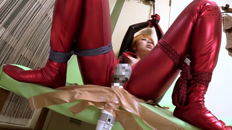 Raptor Inc: Cosplay istri tua! Membuat istri polos memakai kostum Asuka dari...