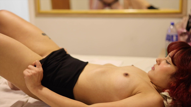 FlirtynDirty: Sesso bollente con cherry del college