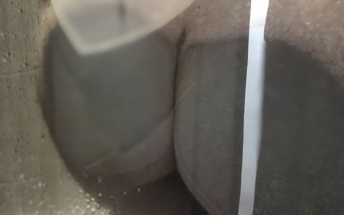 MiaSugar: シャワー熟女オナニー