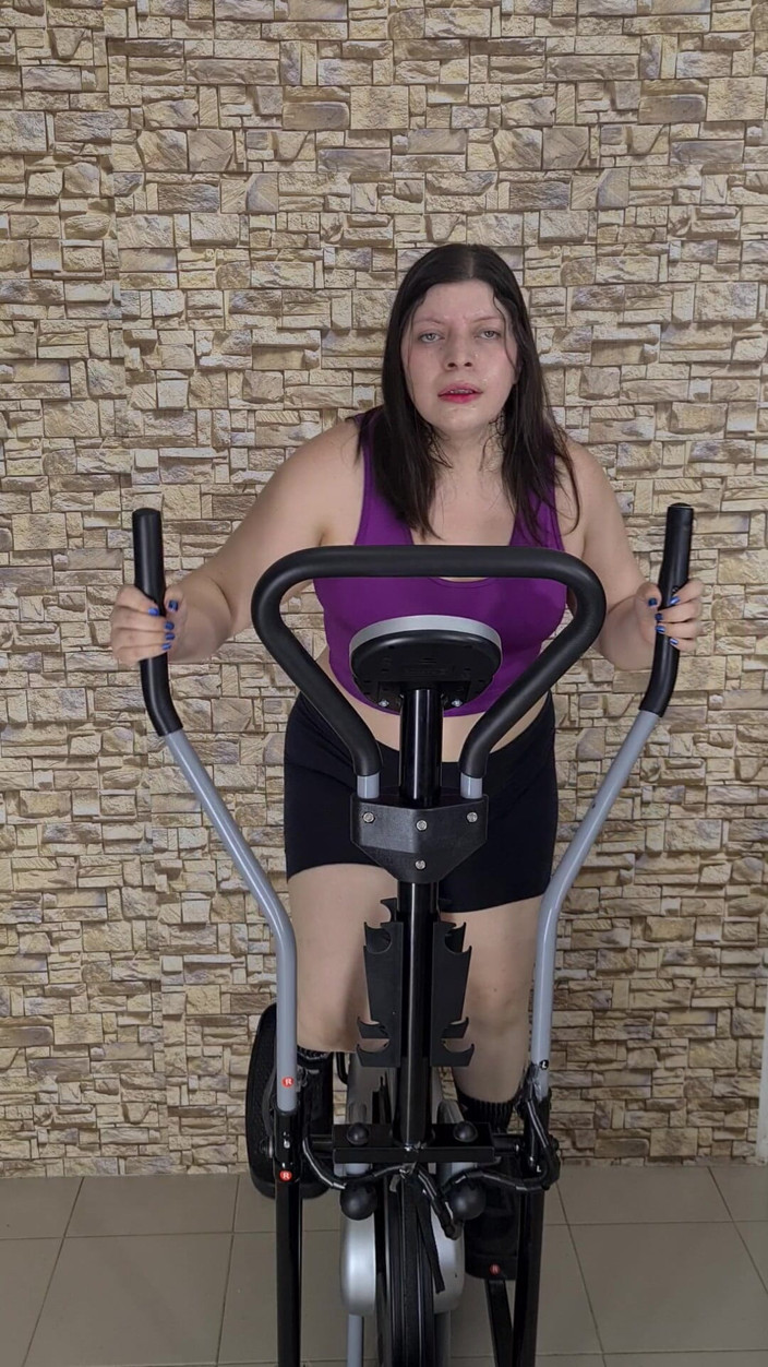 Alice H: Allenamento del feticismo del sudore
