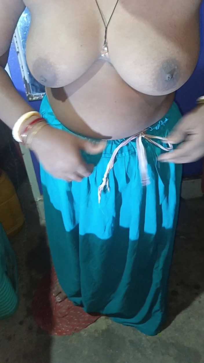 Monika Bhabhi: Indian Desi Girl Enjoys Sex