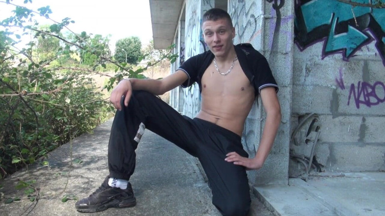 Gaybareback: Straight twink fucks his friend